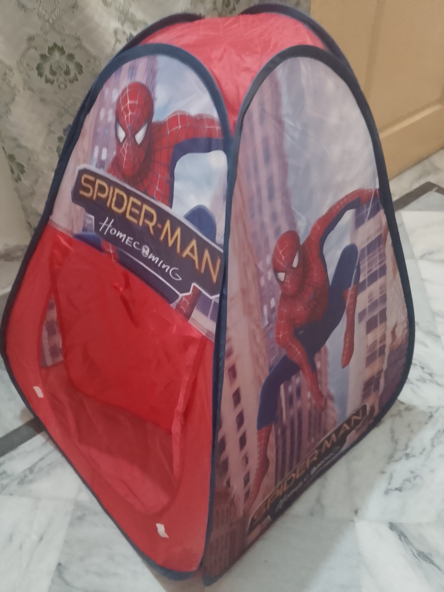 Tent house spider man